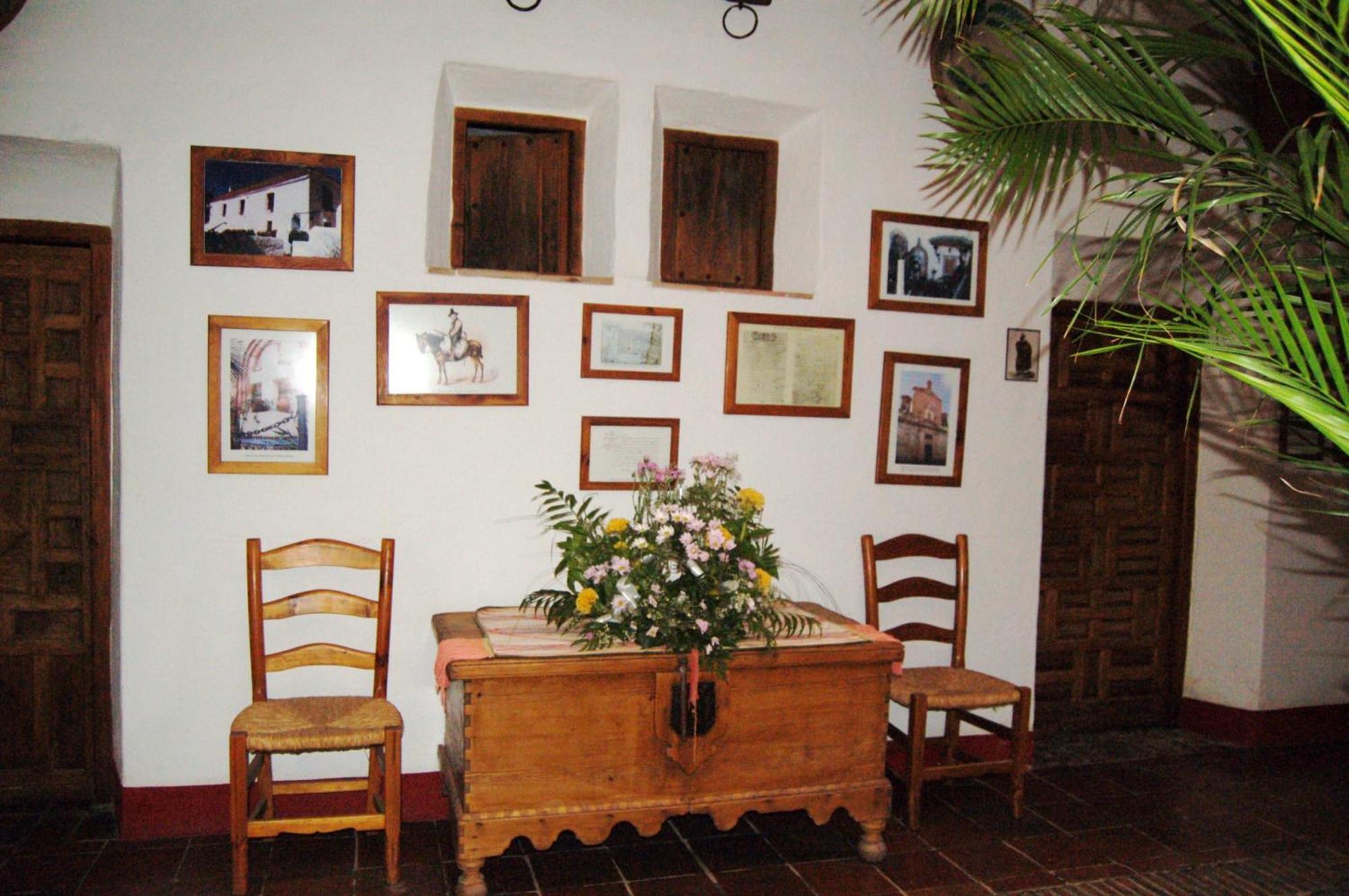 Posada De Jose Mª El Tempranillo Alameda Esterno foto