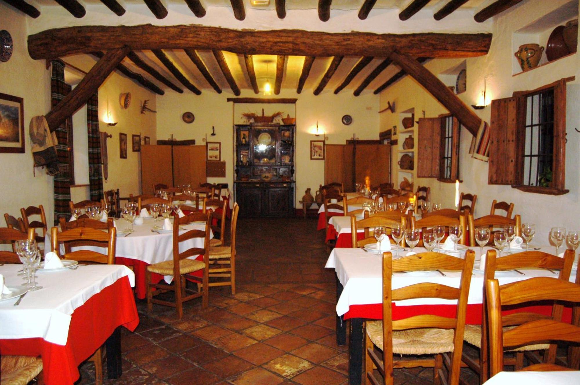 Posada De Jose Mª El Tempranillo Alameda Esterno foto