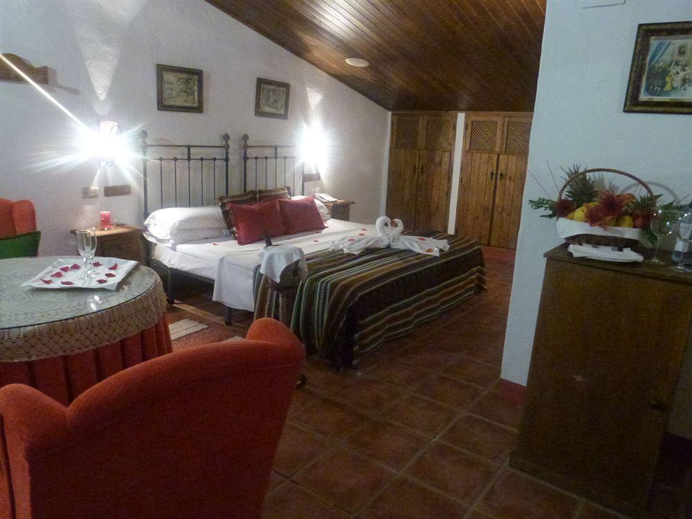 Posada De Jose Mª El Tempranillo Alameda Esterno foto